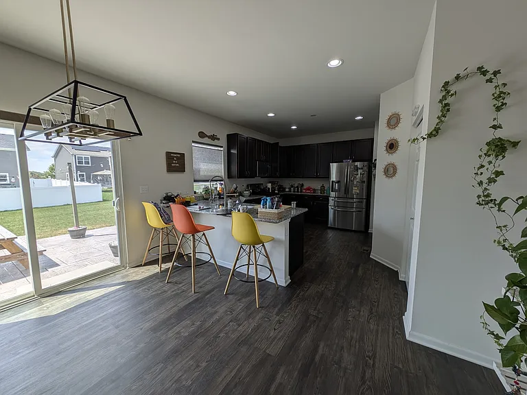 3759 Saint James Ct — Photo 3