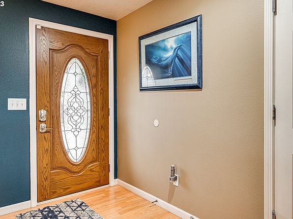 3rd image of 9003 NE 91st Pl
