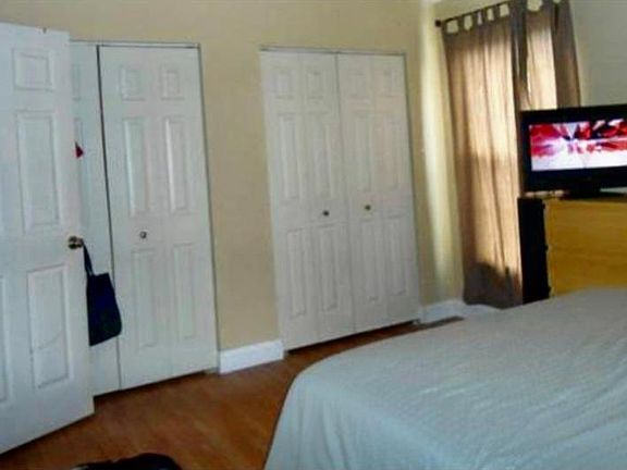 5th image of 1724 Grover Glen Ct #151