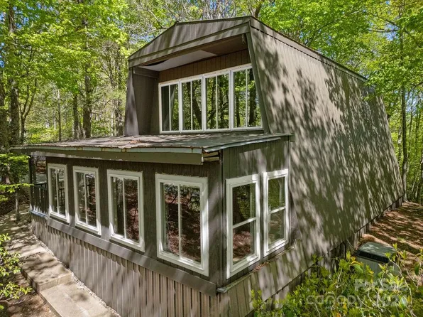 114 Chagee Ln, Brevard, NC 28712