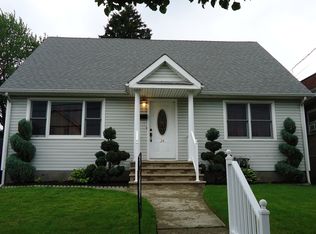 24 Alfred St, Passaic, NJ 07055
