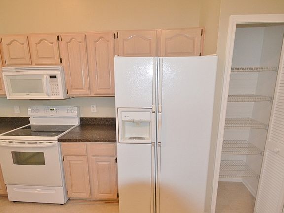 3rd image of 13121 Jupiter Hills Ct