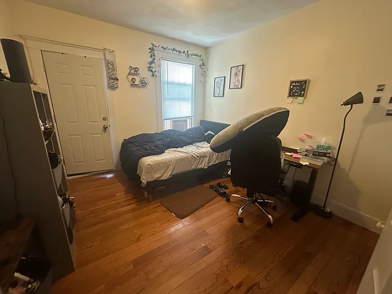 194 Kelton St #1 — Photo 4