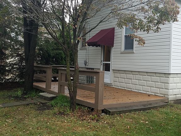 2nd image of 2300 Virginia St