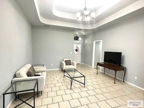 5th image of 1754 Violet Dr