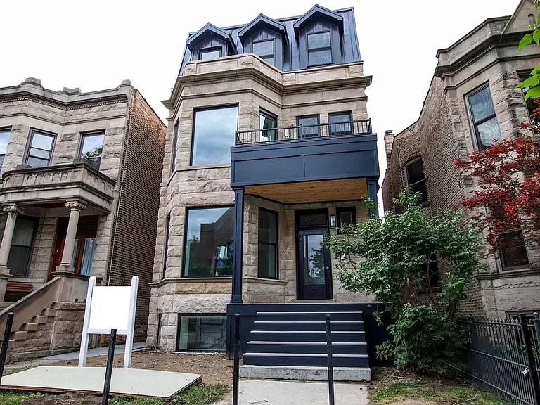 1225 W Addison St #3 — Photo 16