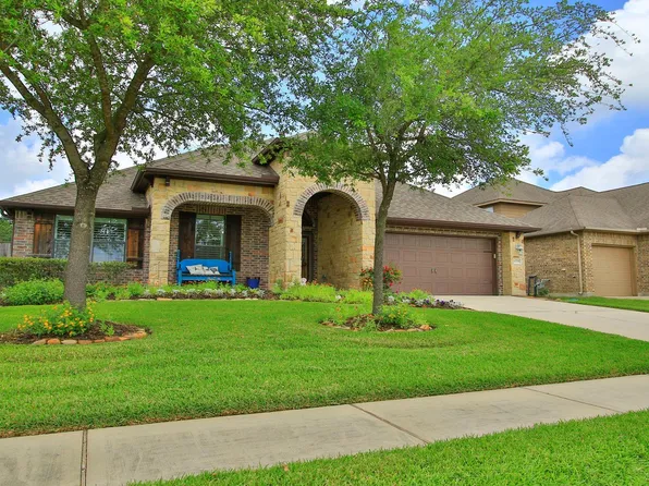 10706 Radiant Realm Dr, Tomball, TX 77375