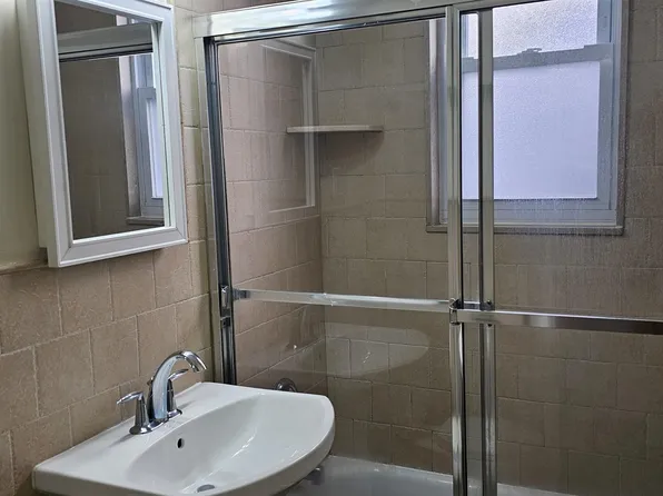 436 Anderson Avenue  8 image 2 of 9
