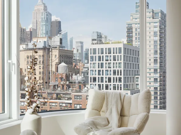 200 East 20th Street 12B image 3 of 13