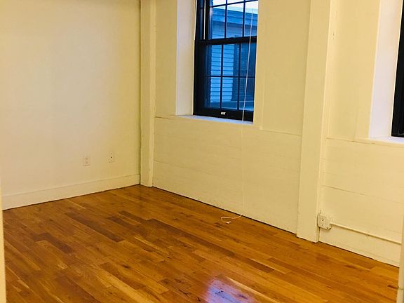 3rd image of 555 Roosevelt Ave #307