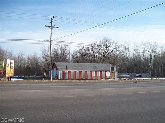 2nd image of 3262 W Us Highway 10