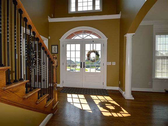 4th image of 135 Bedford Pl