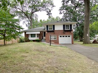 442 Prospect St, Chicopee, MA 01020