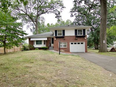 442 Prospect St, Chicopee, MA, 01020