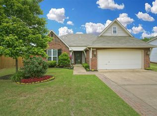 4928 W Commercial St, Broken Arrow, OK 74012