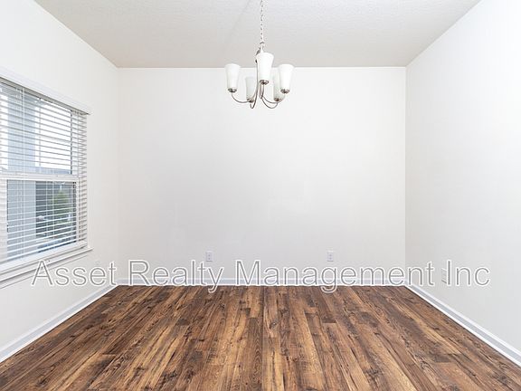 4th image of 8019 Dennis Fox Ln