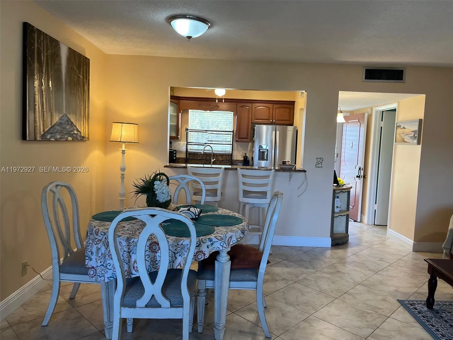 Lakeside Village Condo 6 — Photo 3