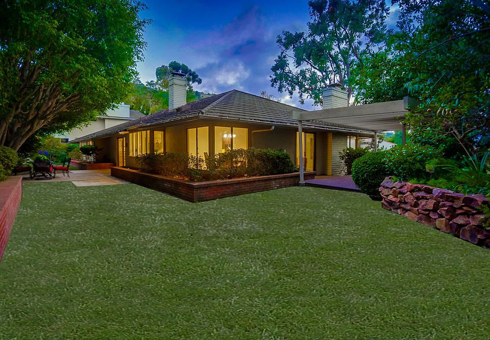 1st image of 2730 Caminito Prado