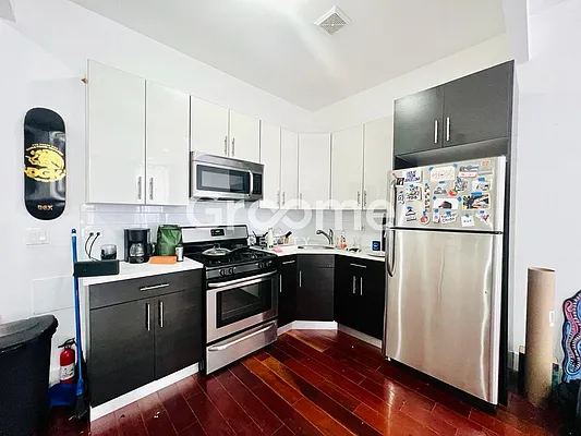 Rented by GROOME REALTY LLC | media 4