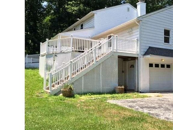 3rd image of 1442 Dogwood Ln