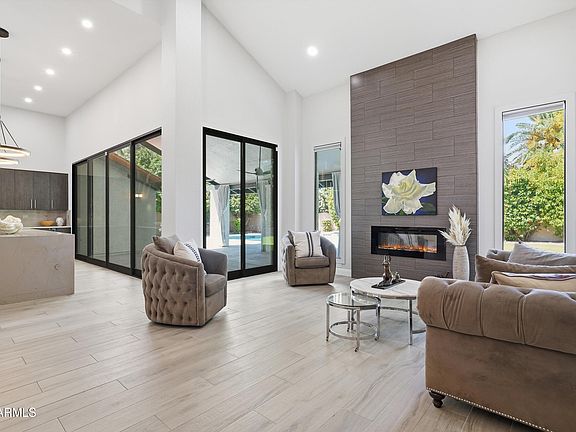 3rd image of 10508 N 97TH Street