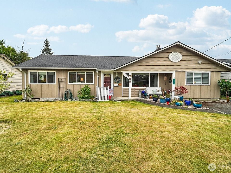 1st image of 708 5th Avenue SE