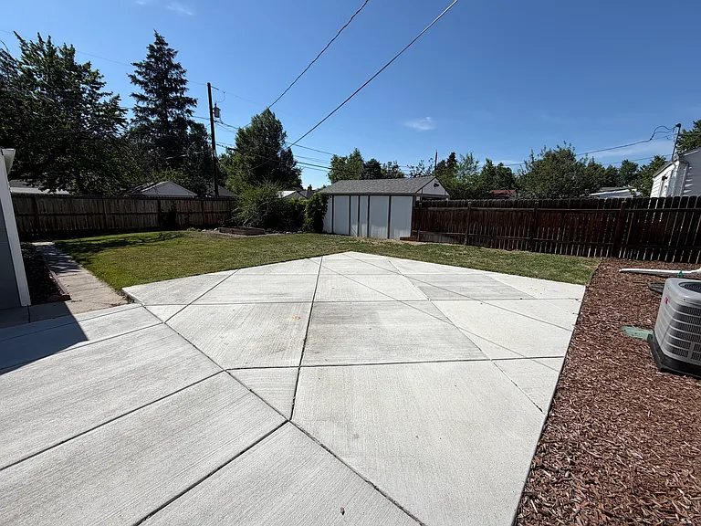 4685 S Washington St — Photo 21
