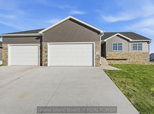4048 Northview Dr, Grand Island, NE 68803