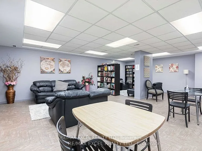 6 Humberline Dr #708 — Photo 11