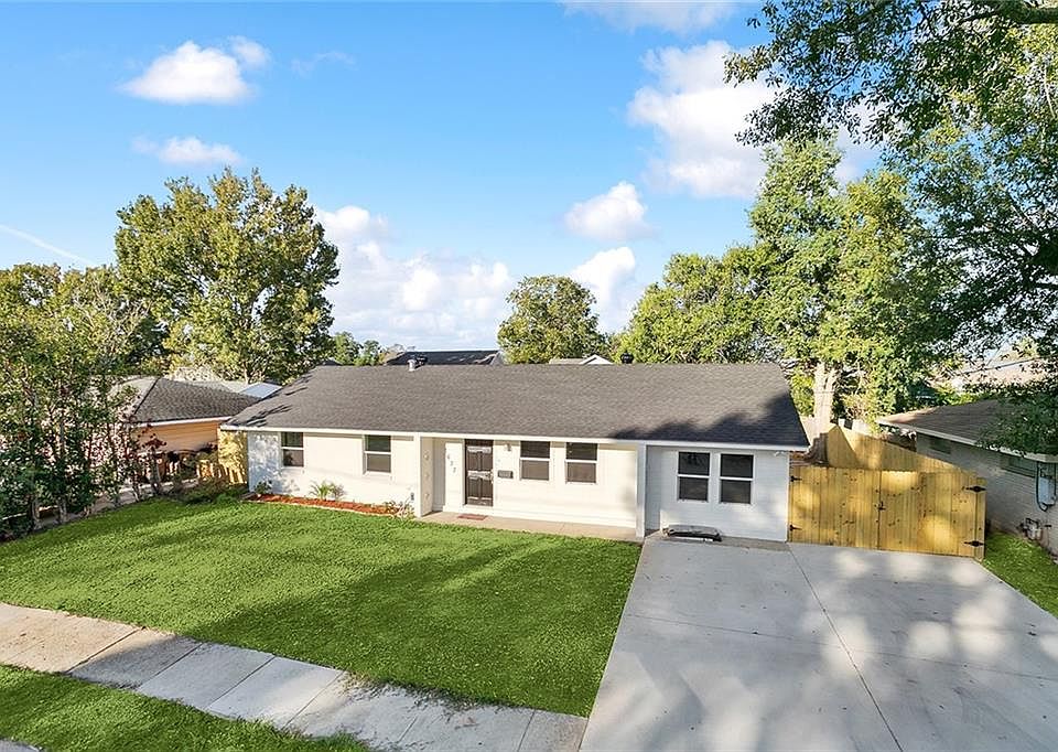 1st image of 1637 River Oaks Dr