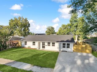 1637 River Oaks Dr, New Orleans, LA 70131