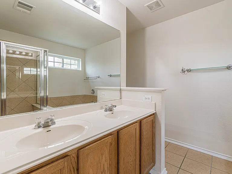 13803 Laramie Hl — Photo 19