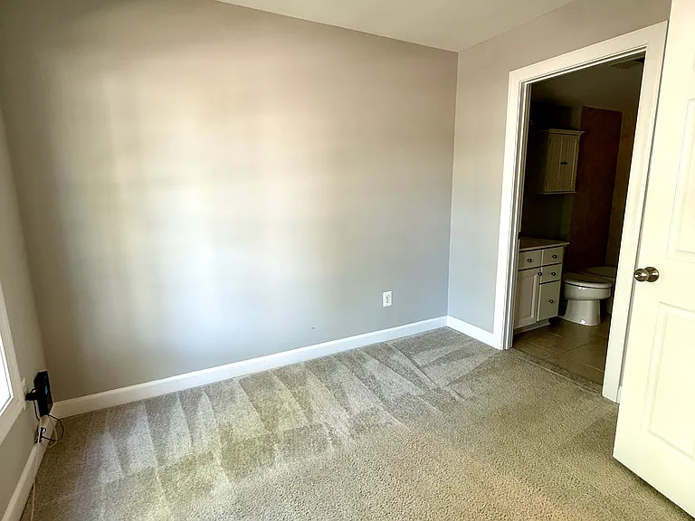 804 W Glebe Rd — Photo 36