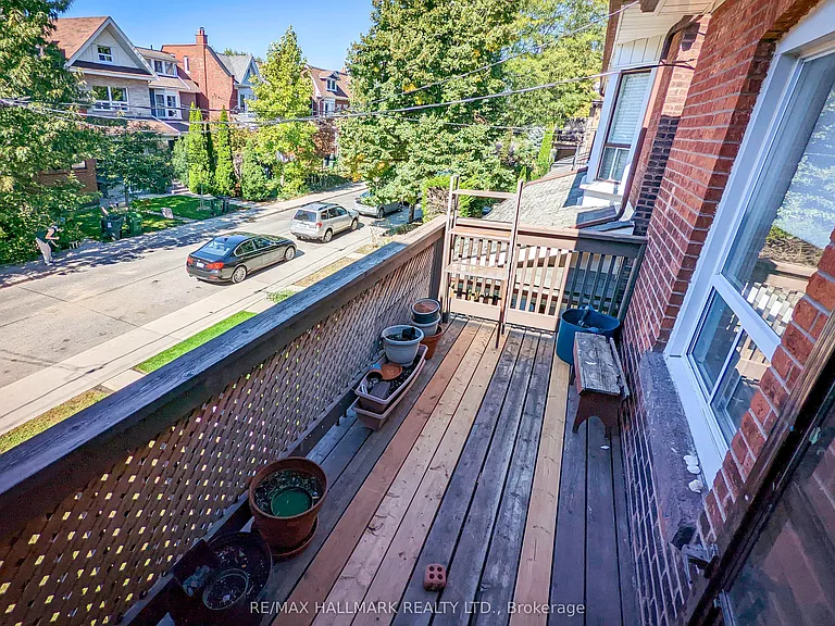 371 Saint Clarens Ave #2 — Photo 2