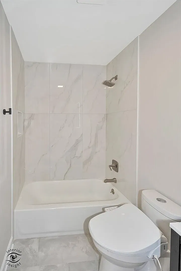 5 bed, 2168 sqft, $3,500 — Photo 4
