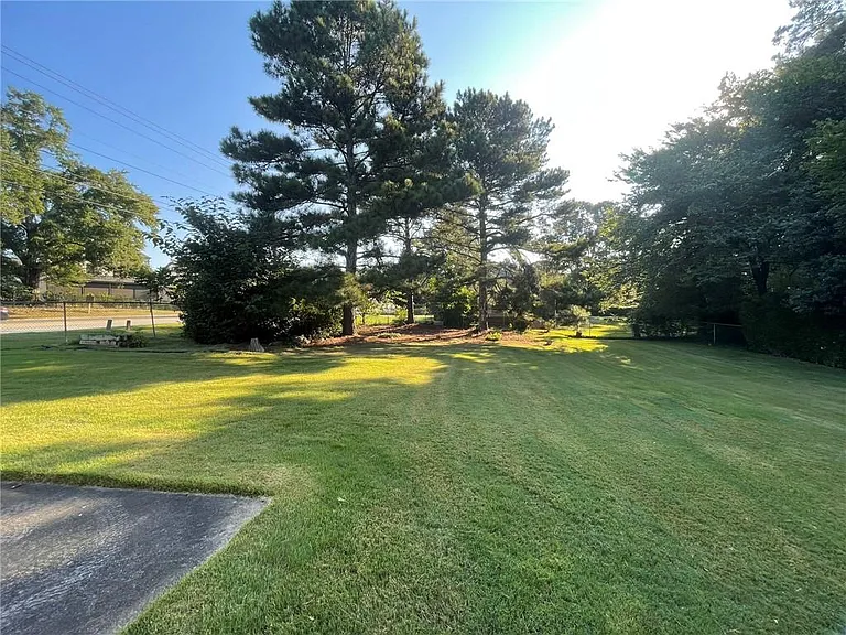 2297 Hylaea Rd — Photo 15