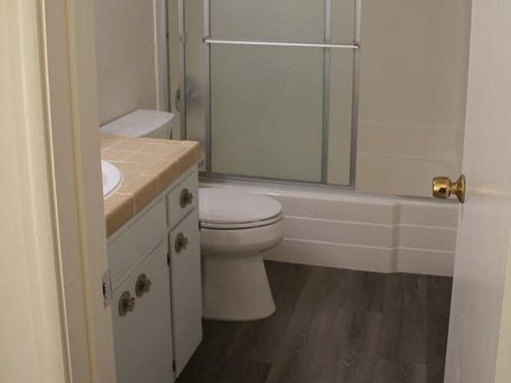 2nd image of 1955 Ironwood Ave #6