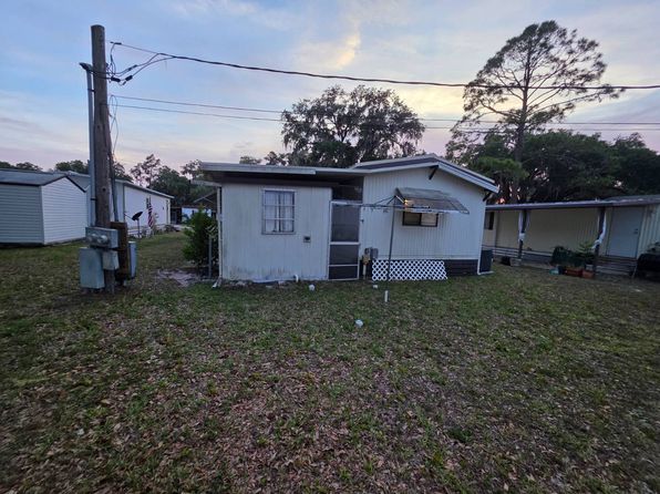 908 Pamela St, Wildwood, FL 34785