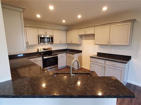 4th image of 5929 Cape Hatteras Dr #Sl31