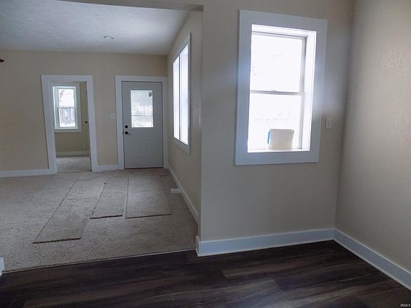 5th image of 707 W Wolf Ave