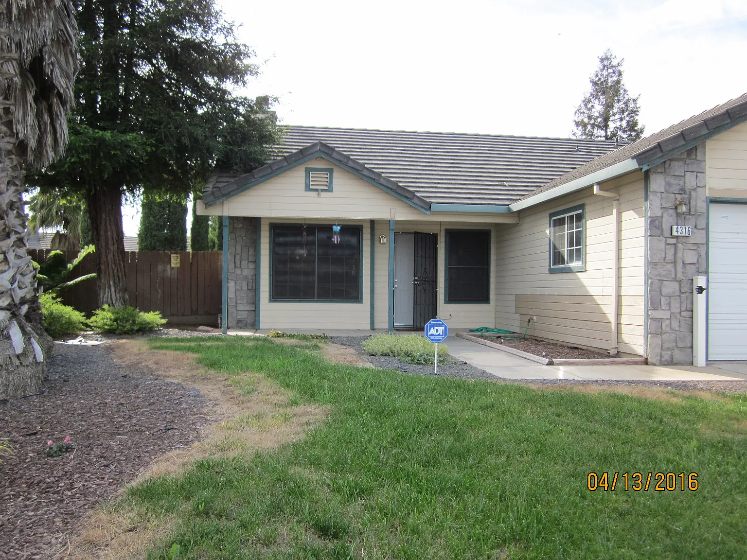 4316 Dunster Dr photo 1