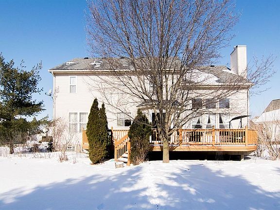 3rd image of 3470 Wooddale Ct