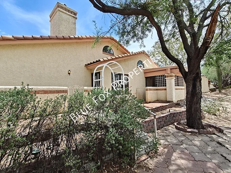 131 E Horizon Cir — Photo 26