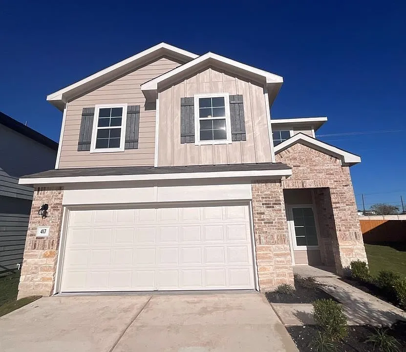 417 Lake Sweetwater Ln