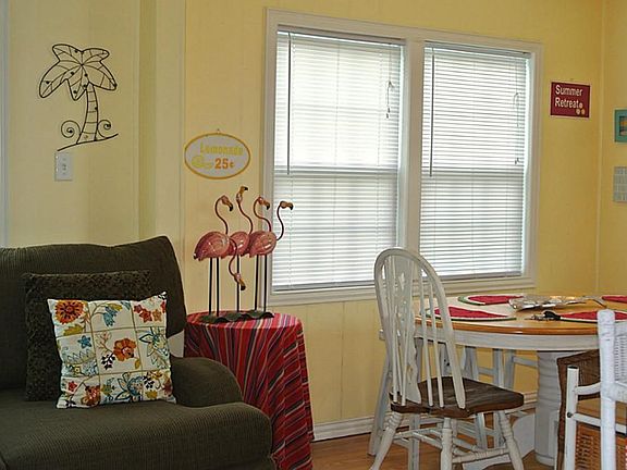4th image of 4121 Las Palmas Blvd