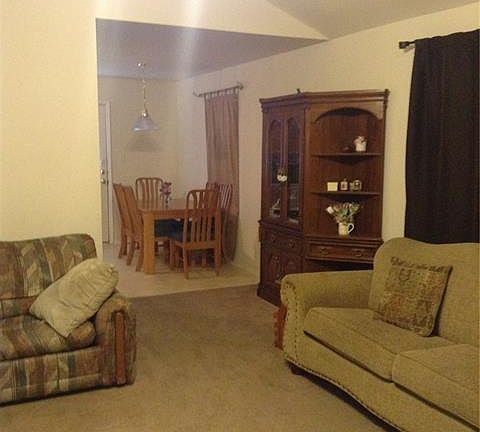 3rd image of 617 Delphinium Dr