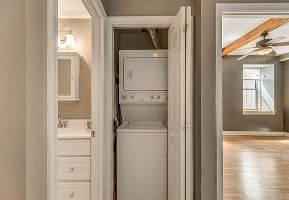 5th image of 7 S Stone Mill Dr APT 523