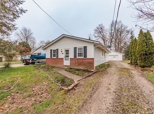 1125 Lake Ave, Aurora, OH 44202