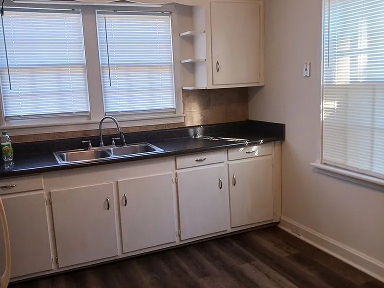 4560 Reese Rd — Photo 3