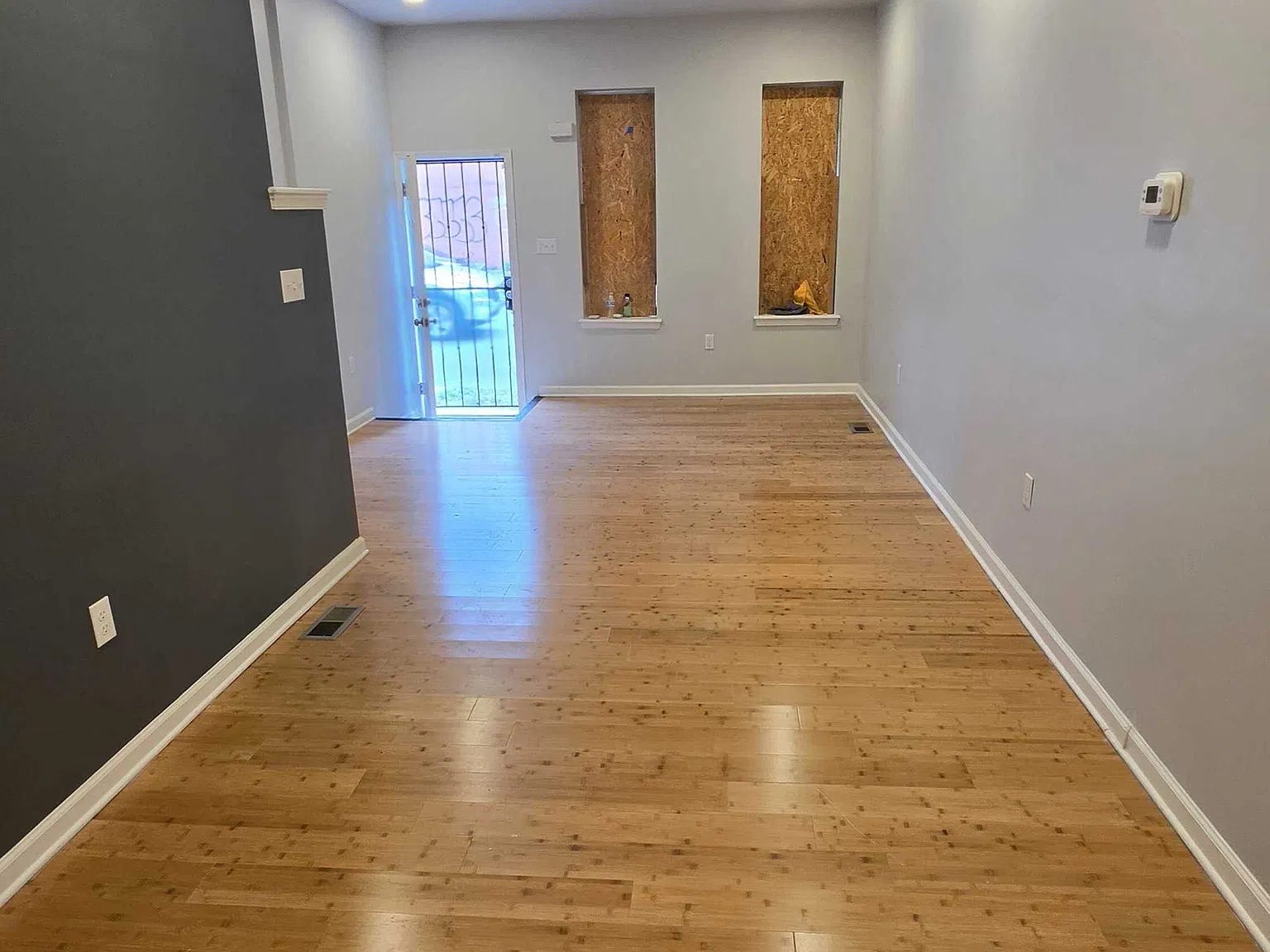 2 bed, $1,300 — Photo 2